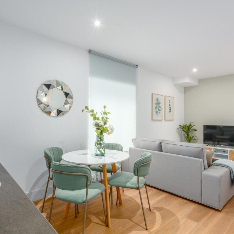 Stylish Studio Near Santiago Bernabéu - Studio Apartment - 1