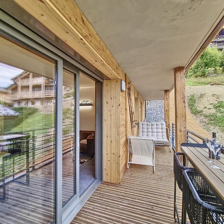 Cardena- appartement- 8pers- proche centre - Apartamento de 3 dormitorios con balcón - 23