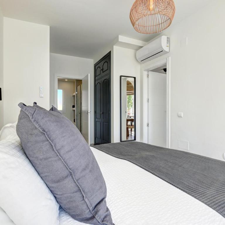 Penthouse Dalia - roof terrace with plunge pool - Two-Bedroom Apartment - 28