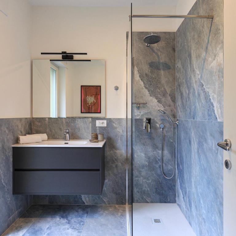 Sense Rooms - Camera Matrimoniale con Bagno Privato - 8