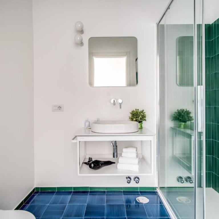 Villa La Luce 5 Bedrooms in the Town Center by Feeling Italy - Villa con Piscina Privata - 48