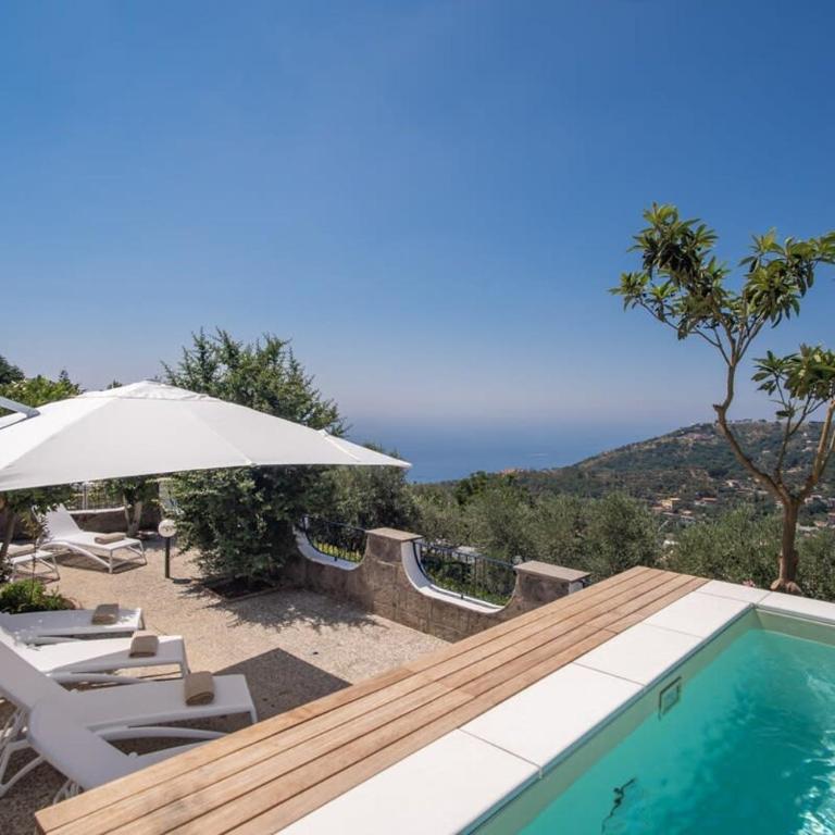 Villa La Luce 5 Bedrooms in the Town Center by Feeling Italy - Villa con Piscina Privata - 57