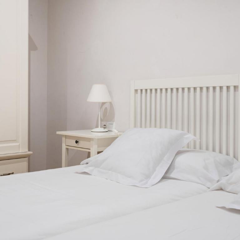 Flateli Pelayo H2 - Two-Bedroom Apartment with City View - 9