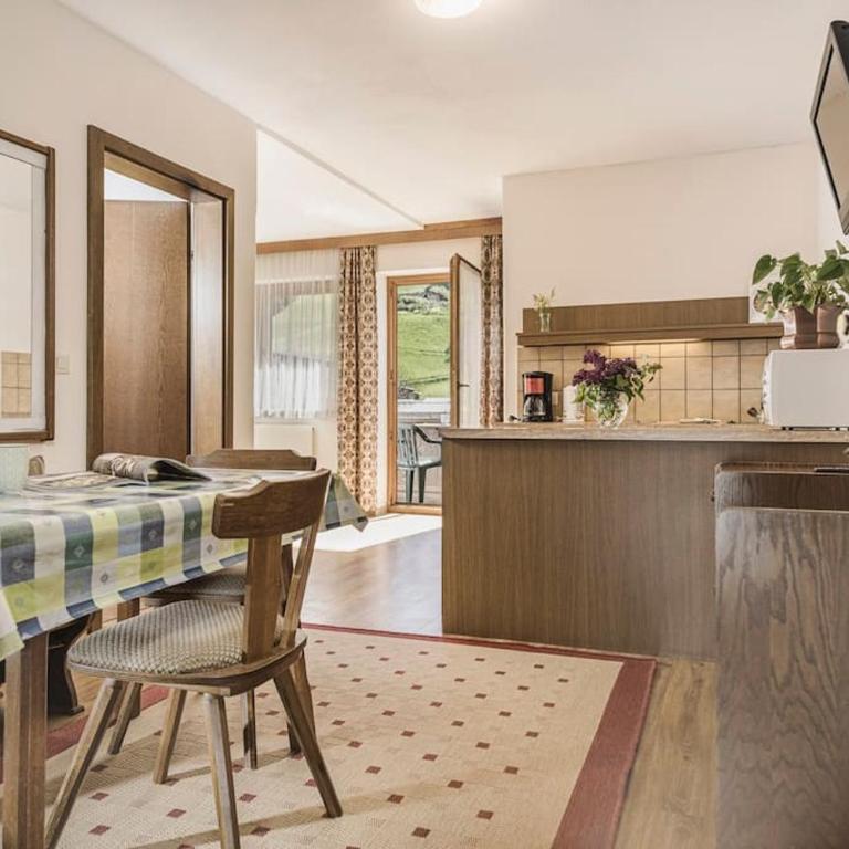Alpenrose - Apartment - 1