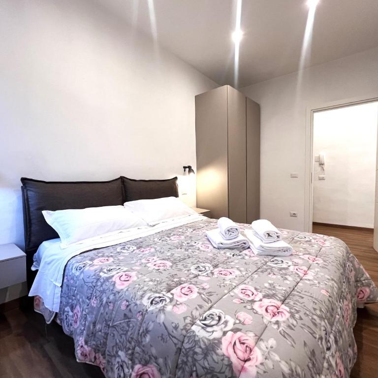 G e G Home - Two-Bedroom Apartment - 24