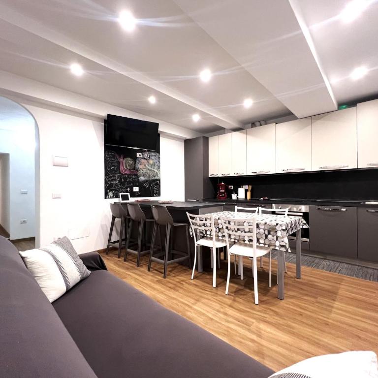 G e G Home - Two-Bedroom Apartment - 41