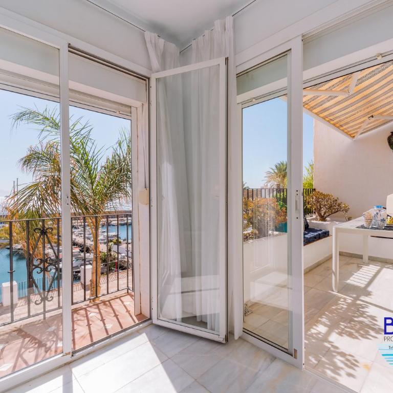 Azzurro Marina Apartment - Two-Bedroom Apartment - 25