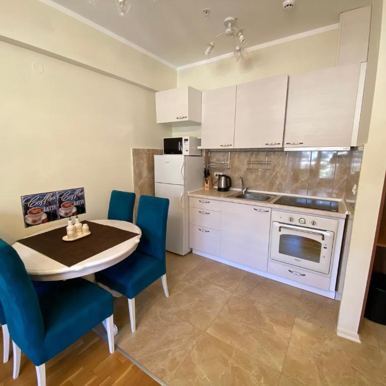 Harmonia Budva 1 - Apartman sa Pogledom na More - 10