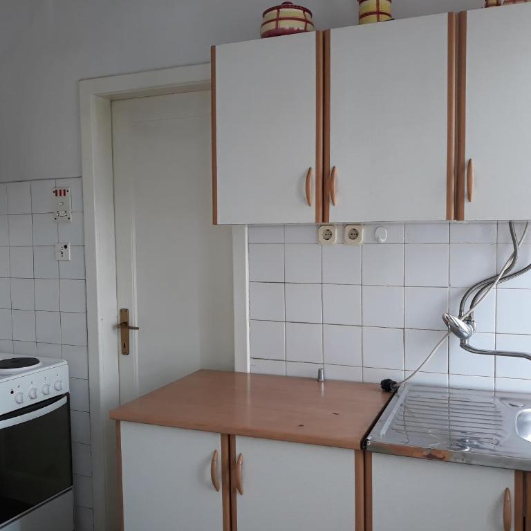 Sarajevo apartments in New Sarajevo city - Apartment with Balcony - 14