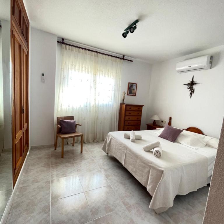 Apartamentos Copacabana Playa - Apartment - 3