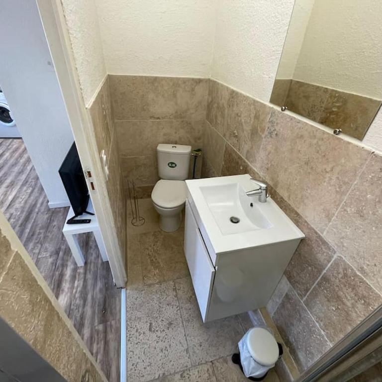 Beau Studio à 100m des plages - Apartamento de 1 dormitorio - 12