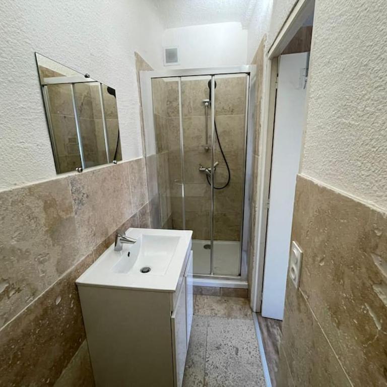 Beau Studio à 100m des plages - Apartamento de 1 dormitorio - 14
