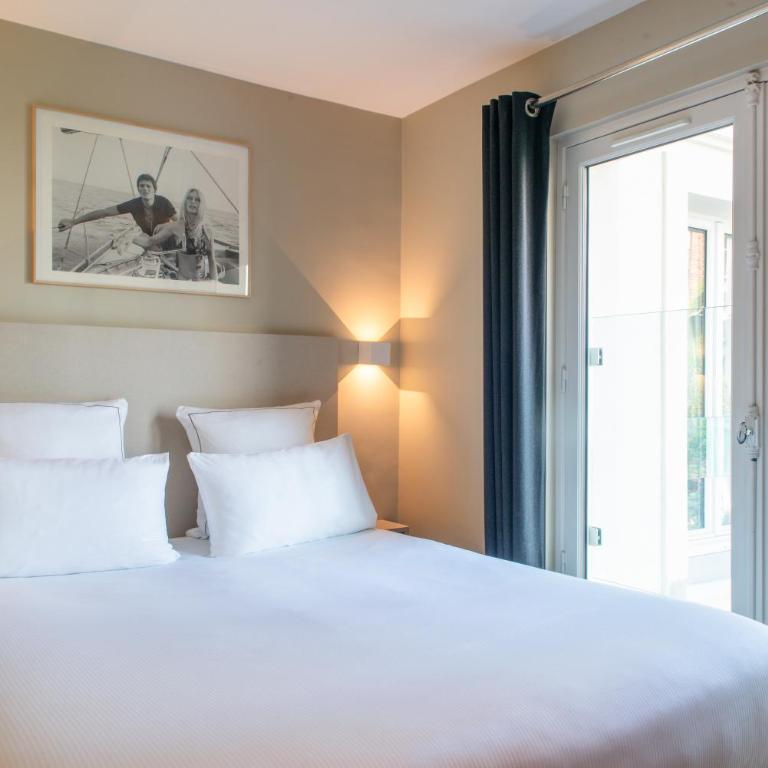 Hôtel Helzear Etoile by Esteem - Deluxe Room - 11
