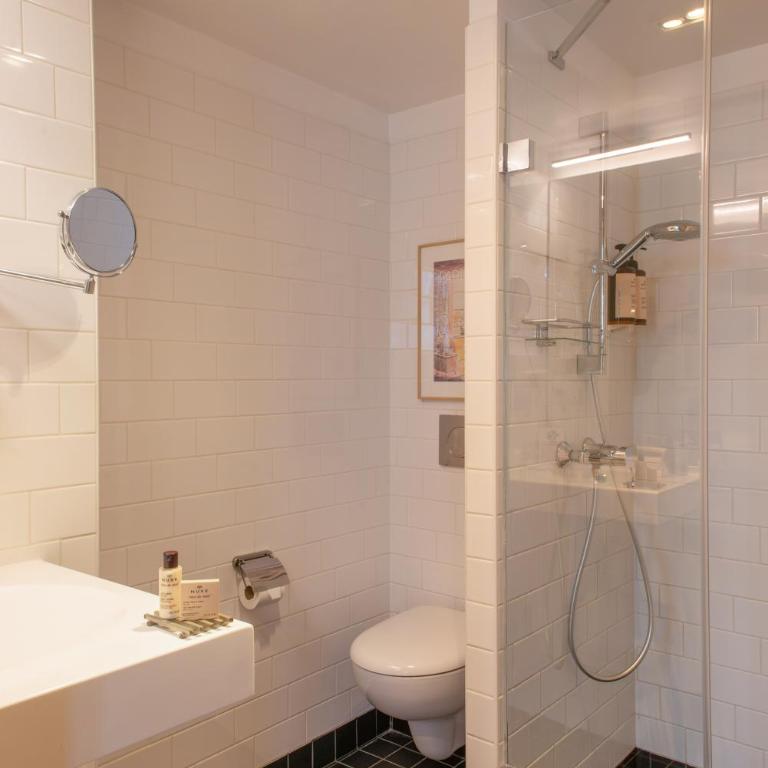 Hôtel Helzear Etoile by Esteem - Deluxe Suite - 8