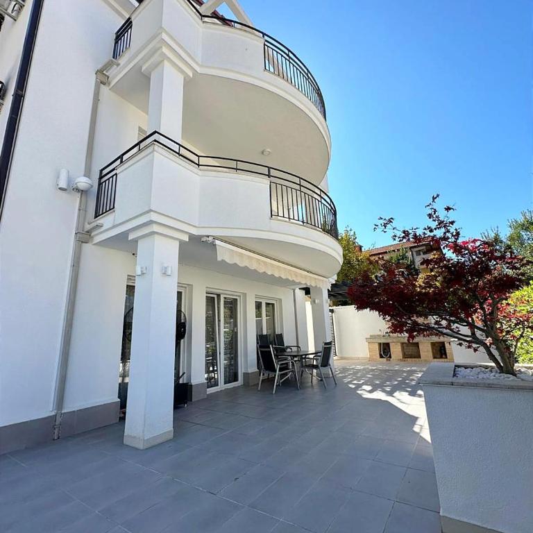 Apartment with private pool Kotor, Ljuta - Apartman sa 2 Spavaće Sobe - 3