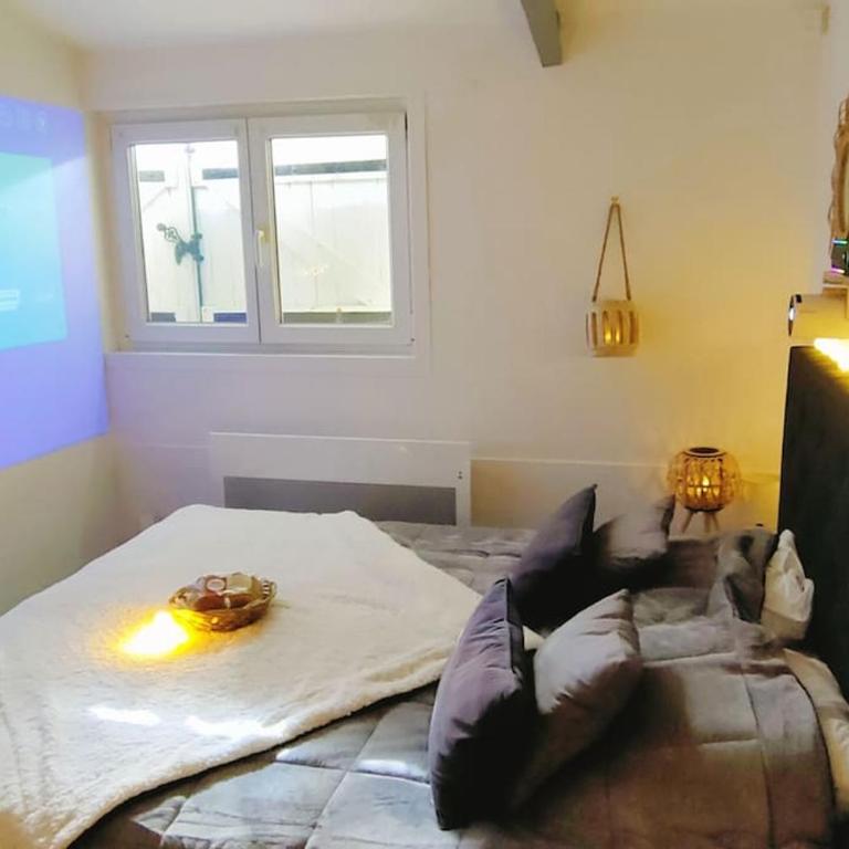 Maisonnette parking moto au cœur des sables - Appartement 1 Chambre - 6
