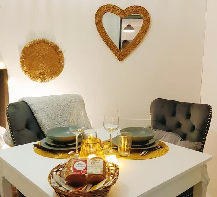 Maisonnette parking moto au cœur des sables - Appartement 1 Chambre - 16
