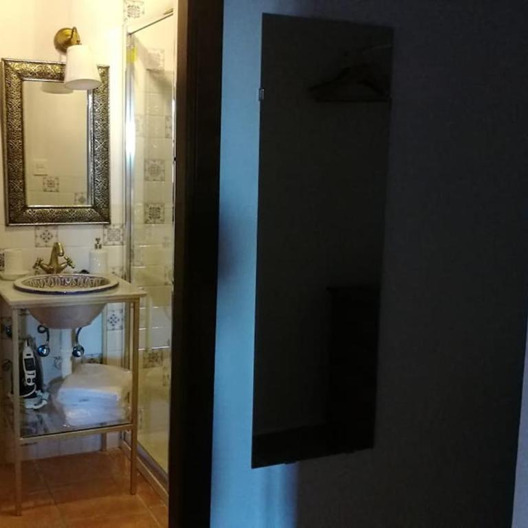 1 La Casa del Cuento - Estudio a 5 min del Albaicín - One-Bedroom Apartment - 9