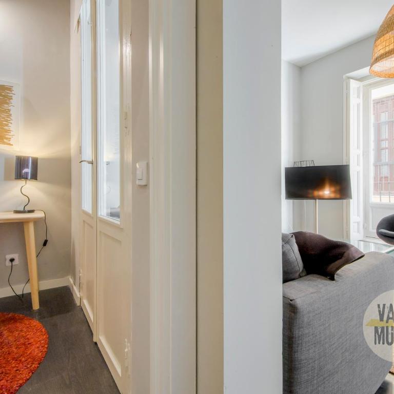 Great Apt para 6pax in the heart of Madrid Center - Apartment - 6