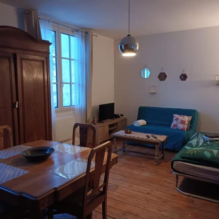 Charmant T2 place de Verdun - Appartamento con 1 Camera da Letto - 24