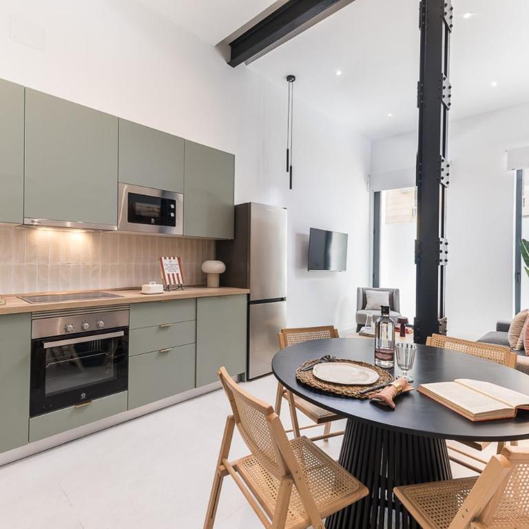 Homeclub Moderno Bajo Andrés Mellado I - Two-Bedroom Apartment - 3