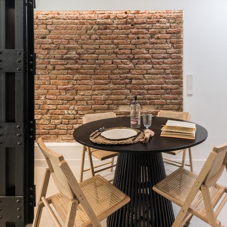 Homeclub Moderno Bajo Andrés Mellado I - Two-Bedroom Apartment - 6