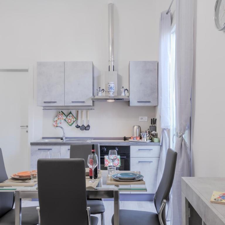 Deluxe Suite "Cuore Rosso", Santa Croce - One-Bedroom Apartment - 12