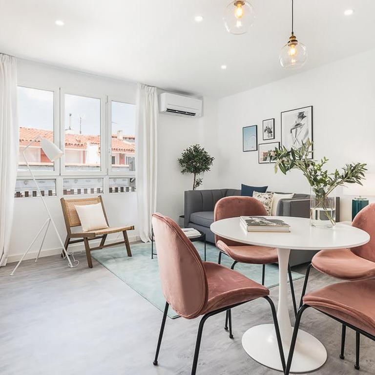 Homeclub Modern Flat by Prado Museum & Retiro Moratin V - One-Bedroom Apartment - 1