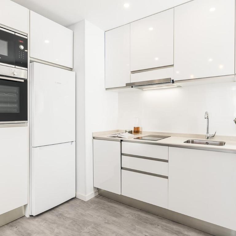 Homeclub Modern Flat by Prado Museum & Retiro Moratin V - One-Bedroom Apartment - 4