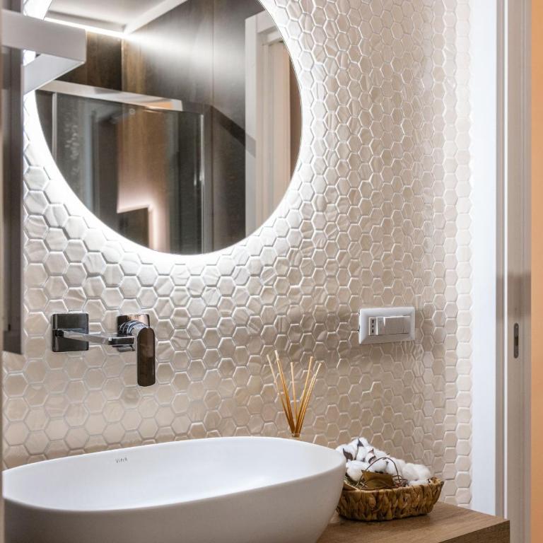 Novum hospitality - Camera Matrimoniale con Bagno Privato - 8