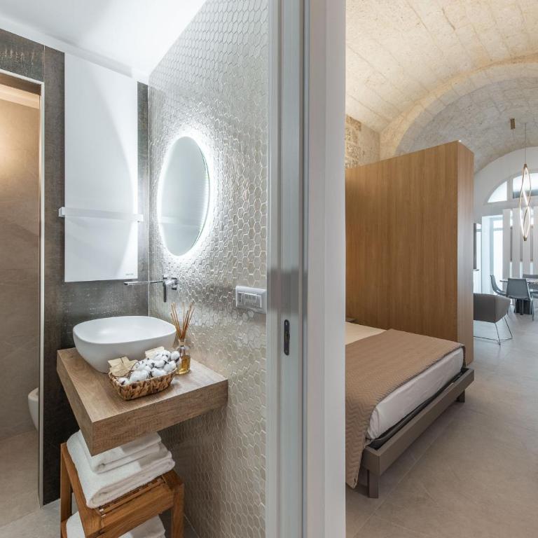 Novum hospitality - Camera Matrimoniale con Bagno Privato - 5