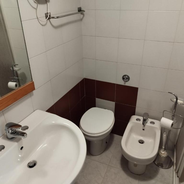 Casa Sanna Cagliari - Appartamento con 2 Camere da Letto e Balcone - 17