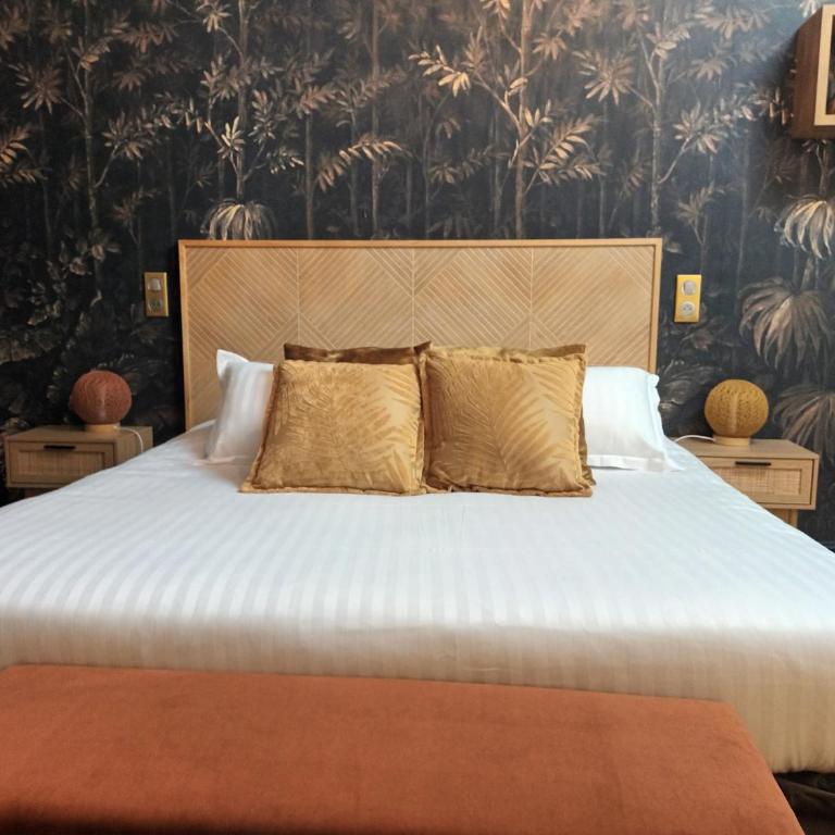 Logis Hôtel La Brèche - Restaurant Berthelot - Suite Junior - 7
