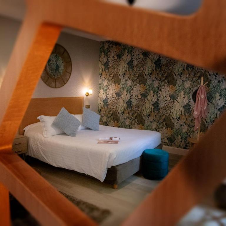 Logis Hôtel La Brèche - Restaurant Berthelot - Suite Junior - 10