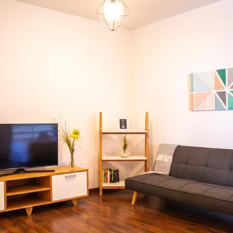 Moderno y Selecto! Garage! Excelente ubicación! - Apartamento Estudio - 5