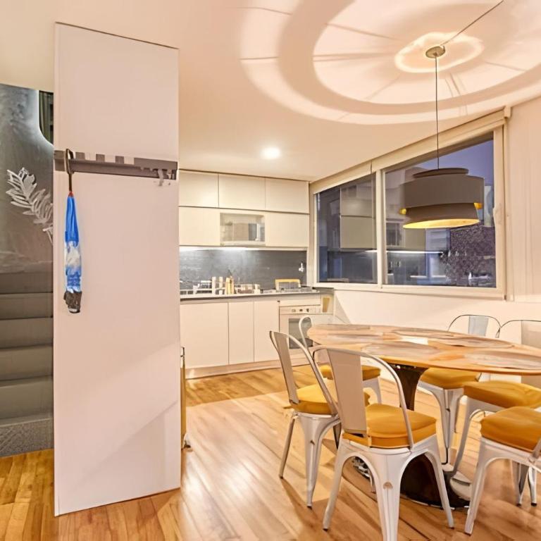 Modern Penthouse Private Rooftop BBQ & City Views - Penthouse Apartment - 22