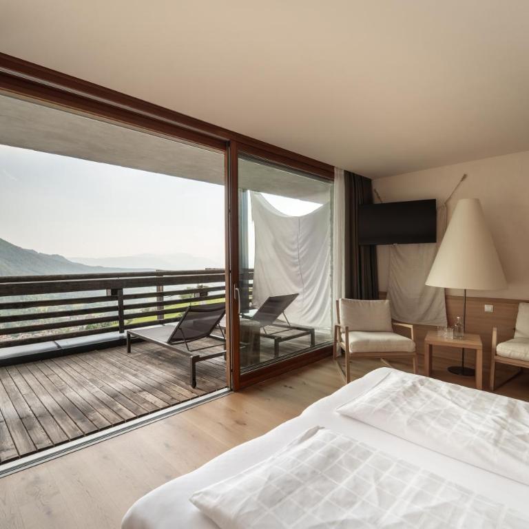 Hotel Valentinerhof - Doppelzimmer mit Bergblick - 1