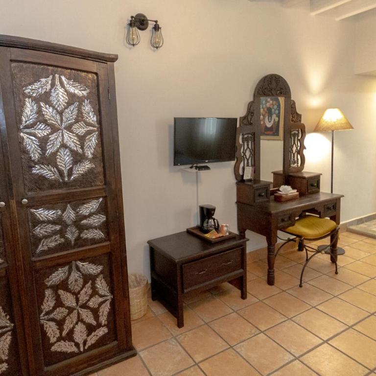 Hotel Boutique Naura Centro - Habitación Doble Estándar con 2 camas dobles - 12