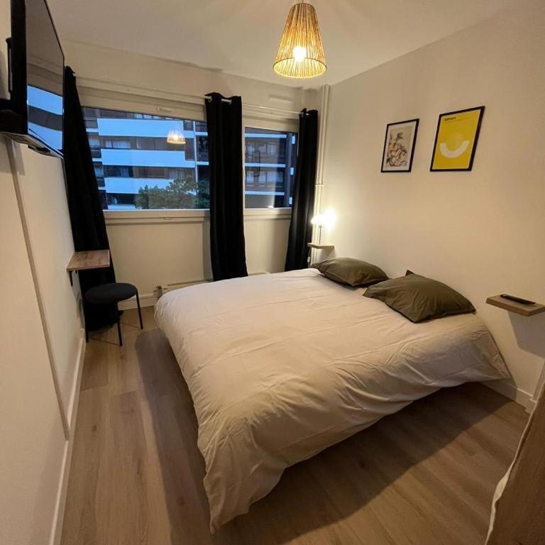 Colocation Cap Ferry - Chambre Double - Vue sur Jardin - 1