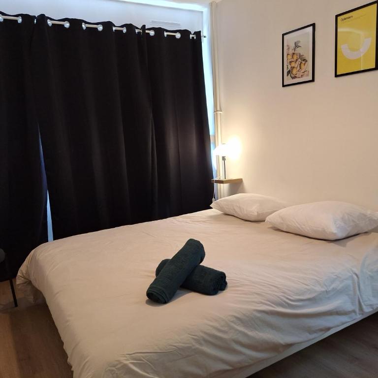 Colocation Cap Ferry - Chambre Double - Vue sur Jardin - 8