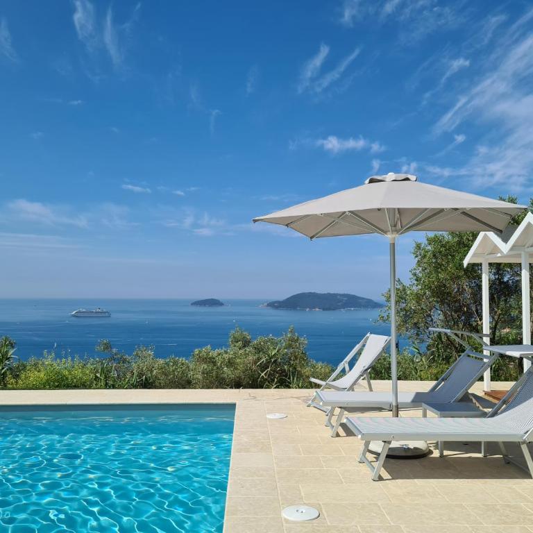 "Torretta House", in a Private Park on Lerici hills, shared Pool, Tennis, AC, parking next door, additional parking in Lerici, Cooking Lesson and Wine Tasting - Casa con 2 Camere da Letto - 10