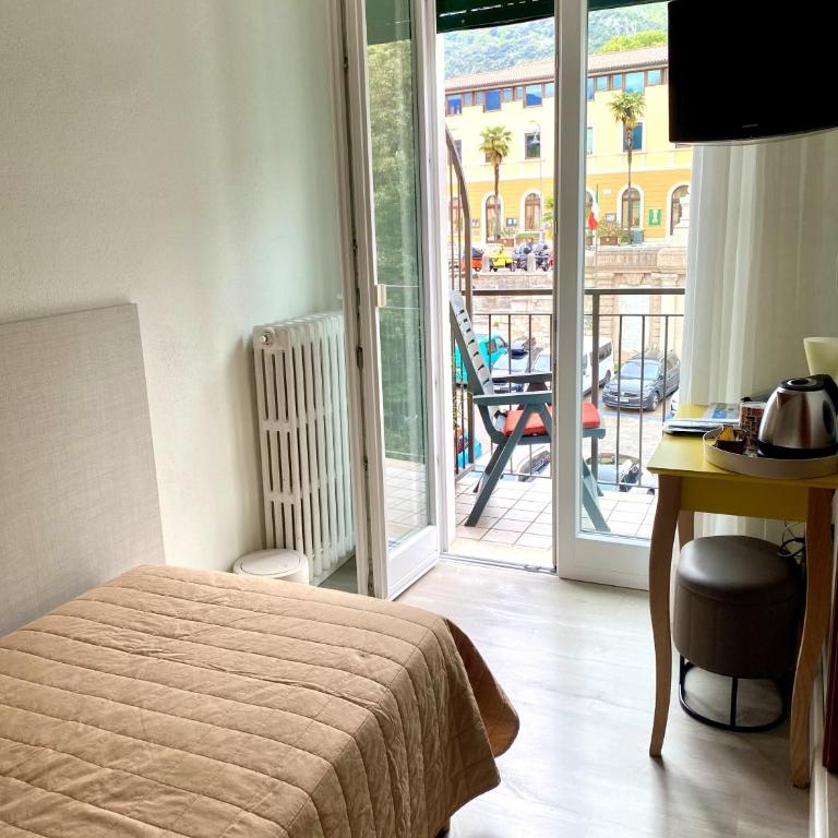 Hotel Alpino - Single Room with Balcony - 7