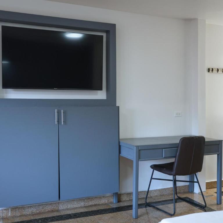 Hotel Aqua Rio - Double Room with Two Large Double Beds - 9