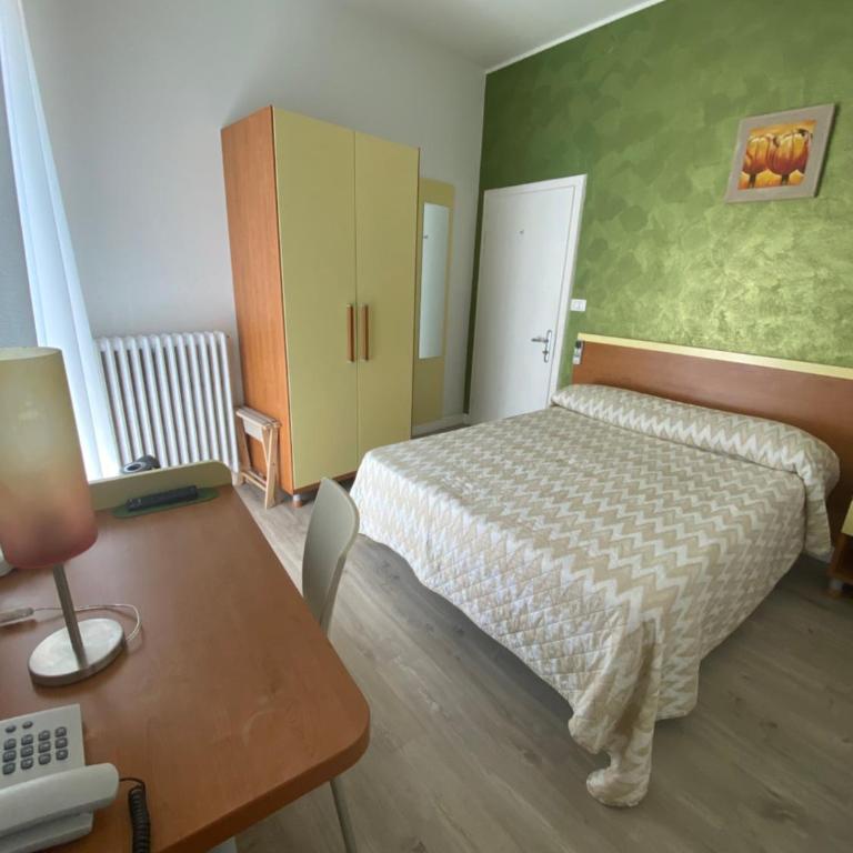 Hotel Alpino - Comfort Single Room with Balcony - 7