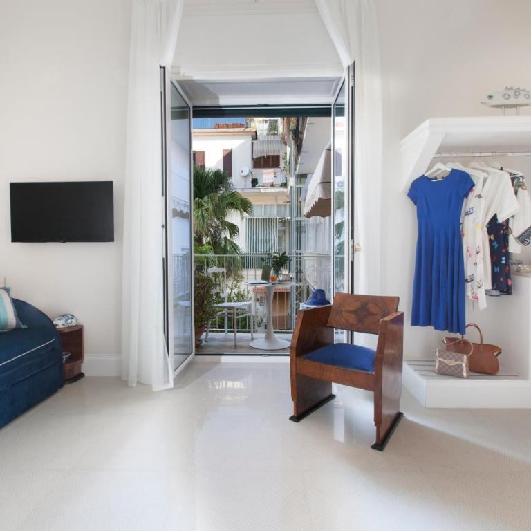 Grace Suites Sorrento - Comfort Quadruple Room - 6