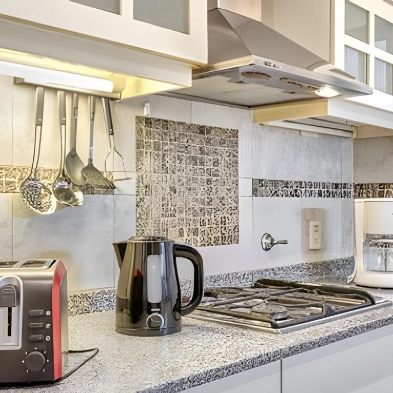 Apartamento Familiar de 3 Habitaciones en Recoleta - Apartamento Premium de 3 dormitorios con balcón - 25