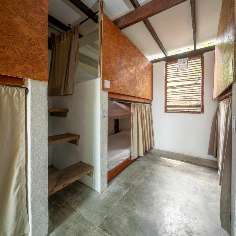 Costeño Beach - Cama en habitación compartida mixta de 8 camas - 2