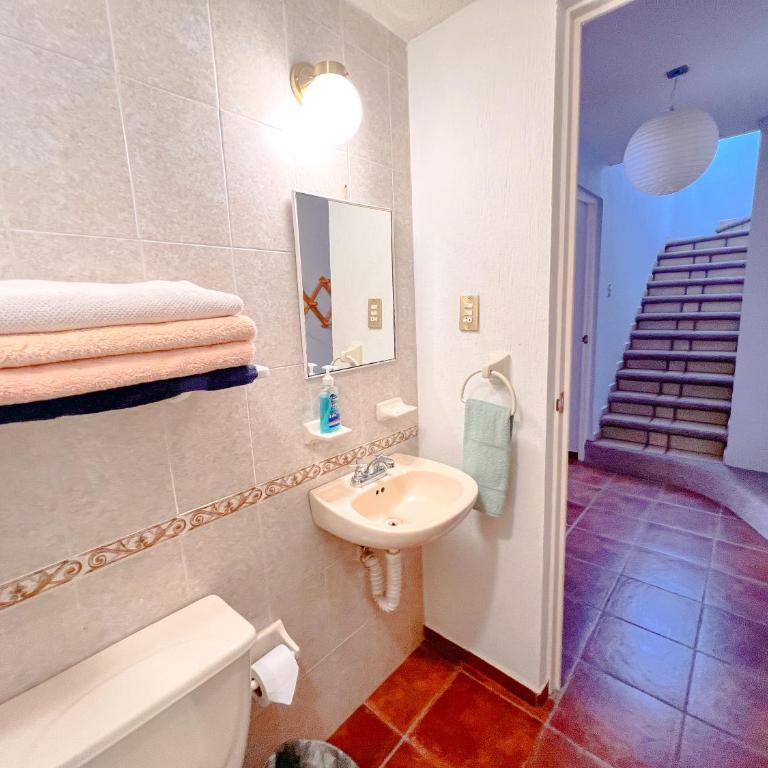 Colorful family condo with terrace and free parking - Three-Bedroom Apartment - 15