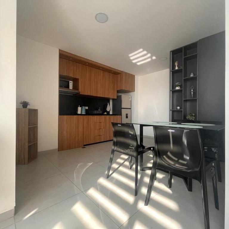 Bonito Departamento con Wifi y AC en Equipetrol - One-Bedroom Apartment - 4