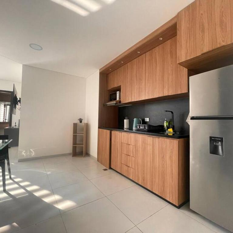 Bonito Departamento con Wifi y AC en Equipetrol - One-Bedroom Apartment - 7